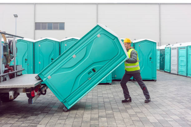 Best Portable restroom trailer rental  in Dakota Dunes, SD